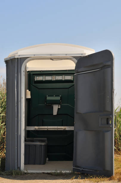 Best Porta potty rental near me  in Lake Hallie, WI