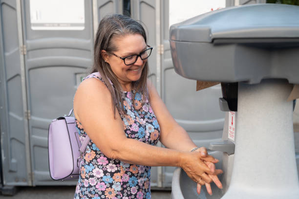 Best Portable toilet rental cost  in Lake Hallie, WI